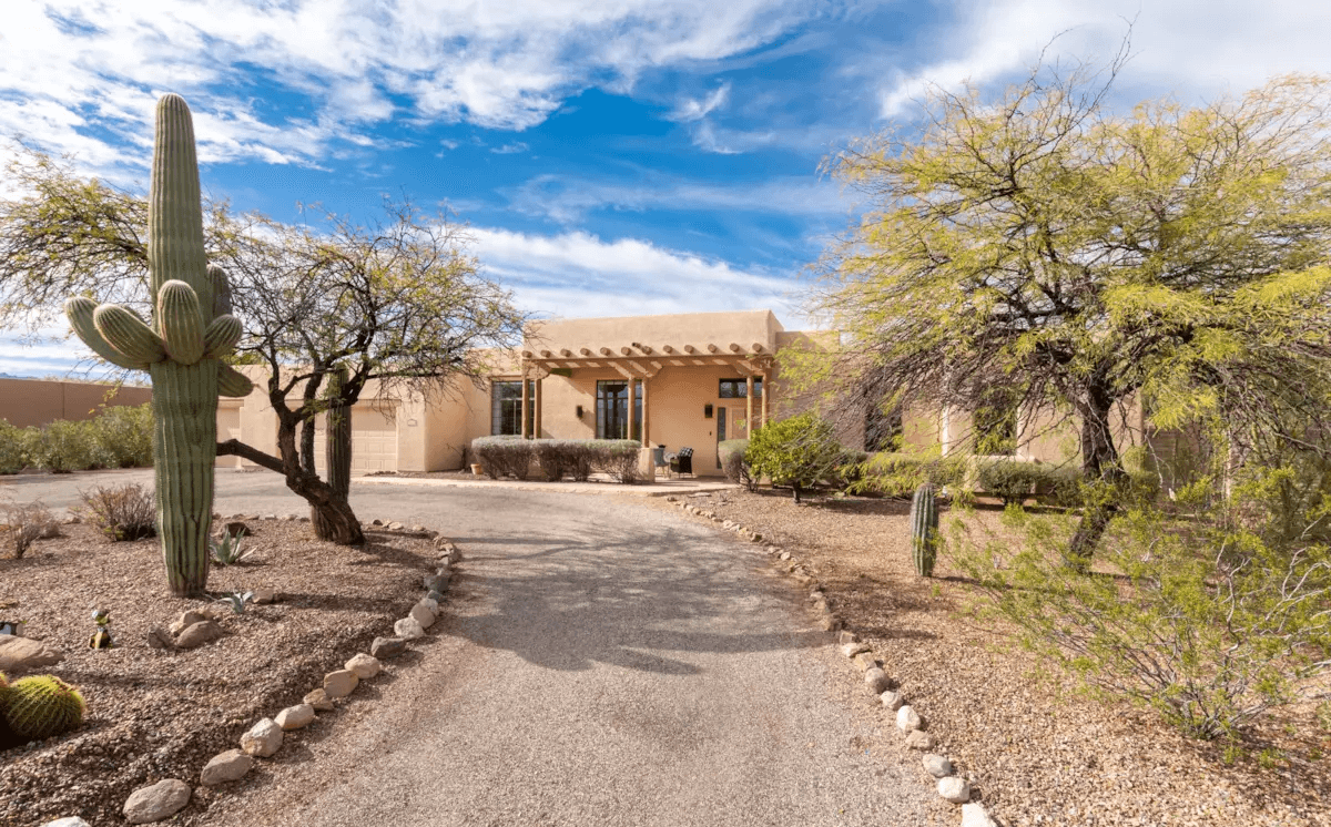 7839 N Sombrero Peak Drive