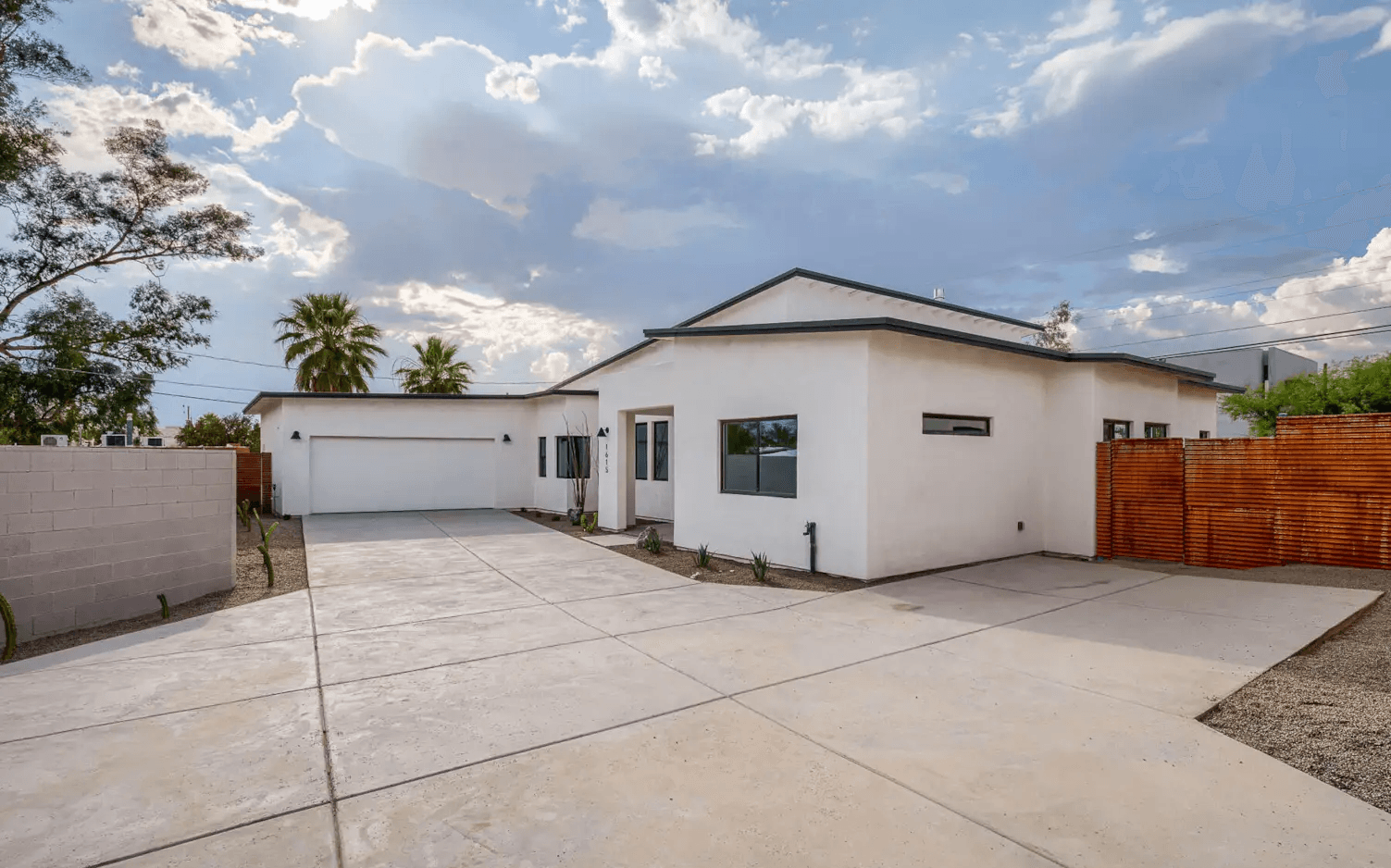 1615 N Sawtelle Avenue